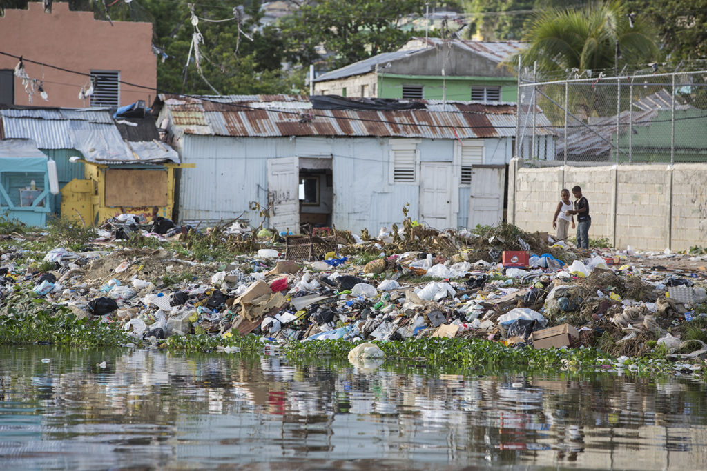 saint domingue pollution plastique rivière