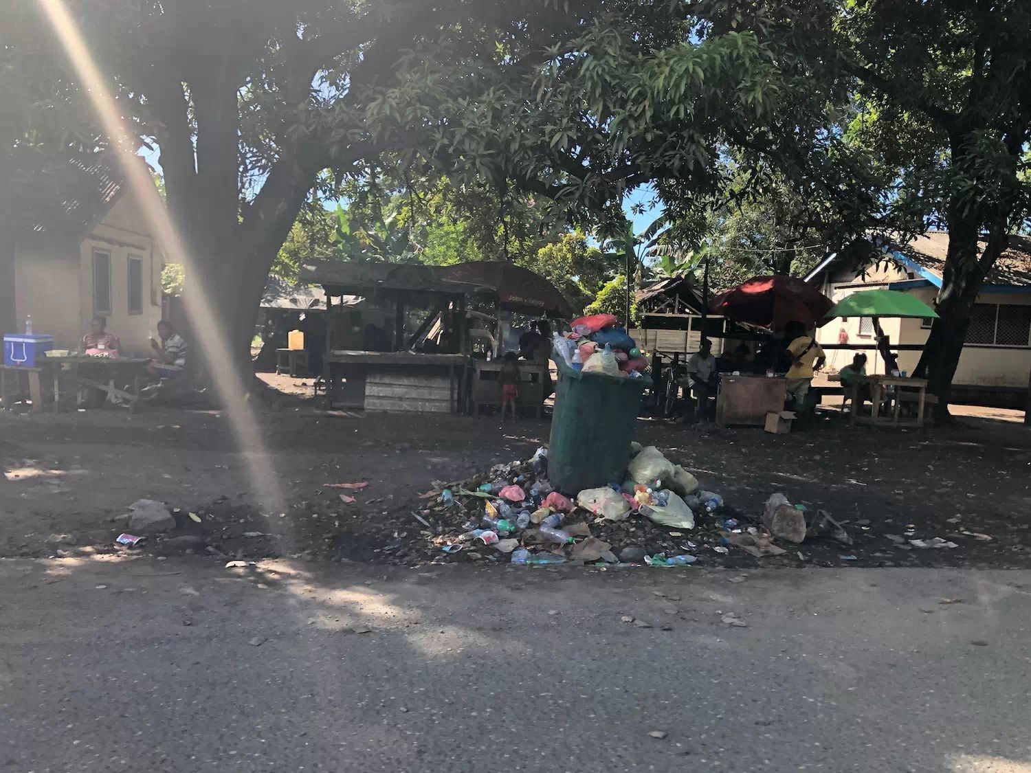 salomon island race for water plastic pollution